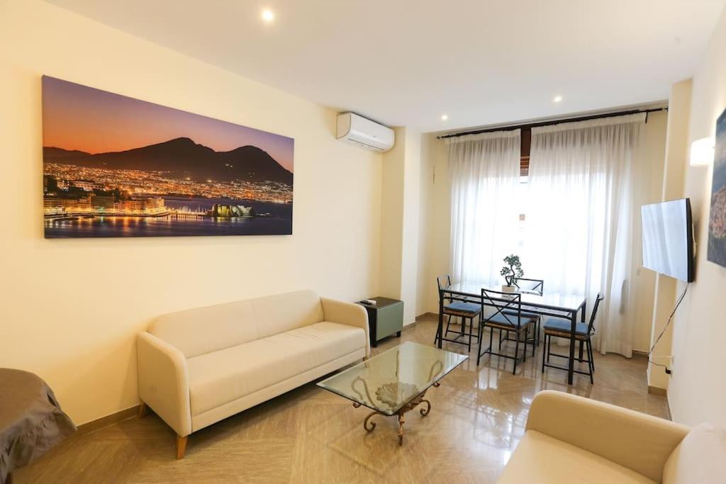 Casa Toledo - Piazza Municipio Luma Apartment *